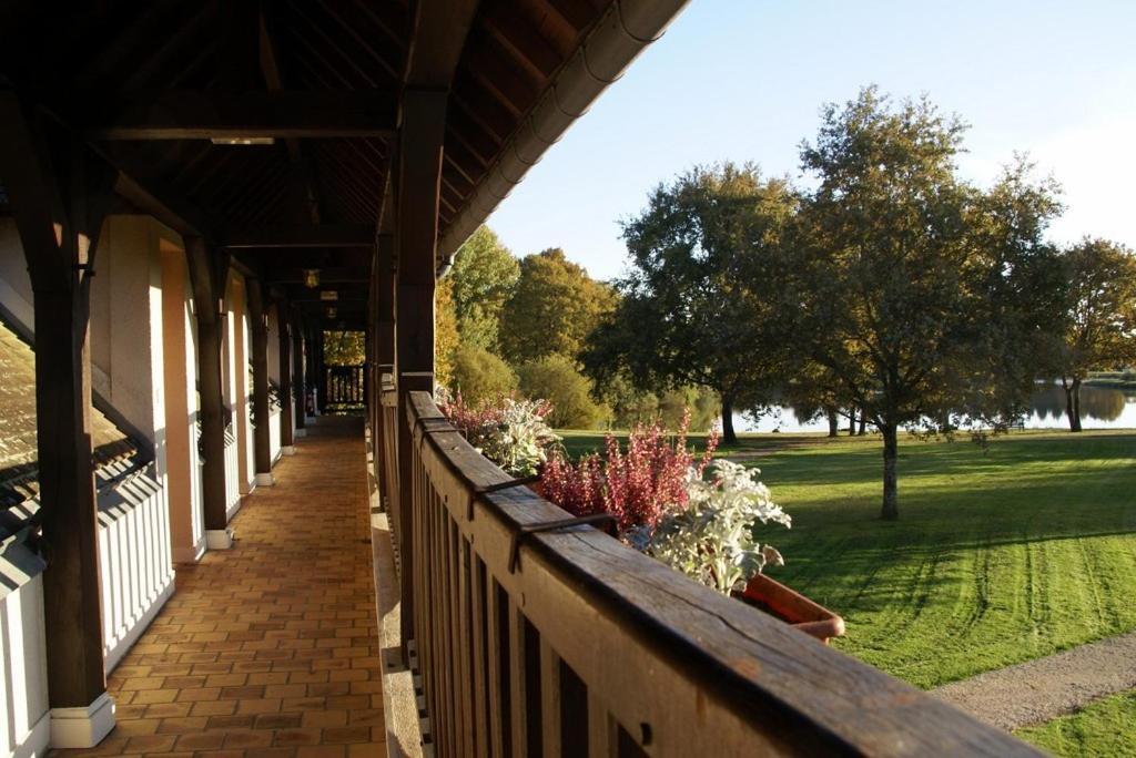 L'Oree Des Chenes, The Originals Relais Hotel La Ferté-Saint-Aubin Exterior photo